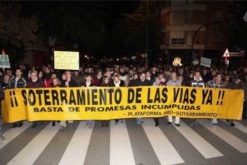 Manifestación a favor del soterramiento