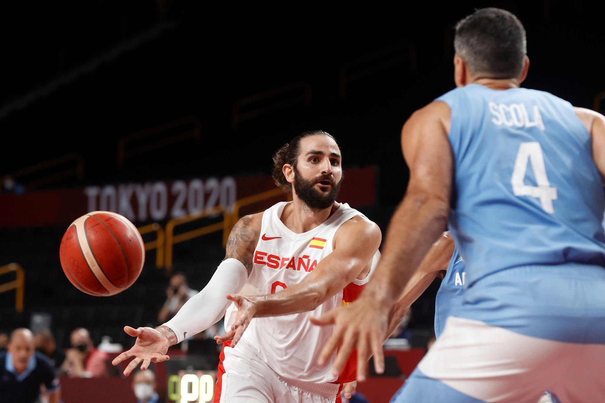 Una imagen del partido de baloncesto de los JJOO entre España y Argentina