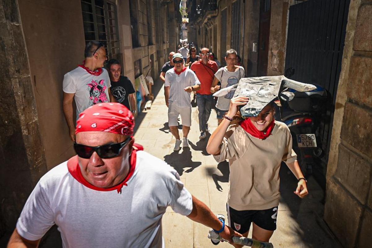 El barrio Gòtic celebra su San Fermín