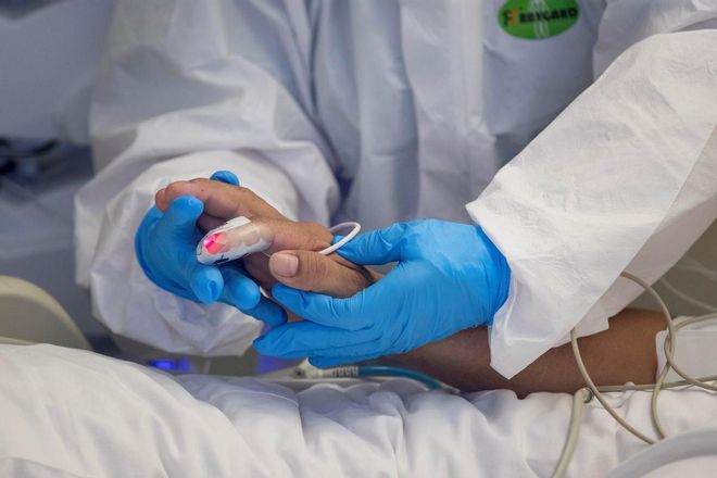 "Como médico jubilada, me decepciona ver que se olvida que un enfermo es un todo, no un órgano"