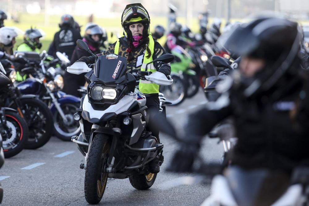 Sexta edición de Motocomadres en Gijón