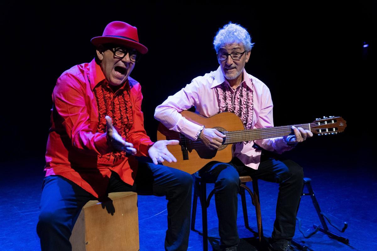 Jose Corbacho y David Fernández en 'No somos Estopa'.