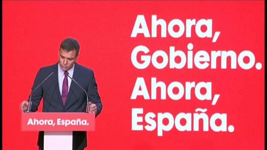 Sánchez reclama a los independentistas que "no jueguen con fuego" y condenen la violencia