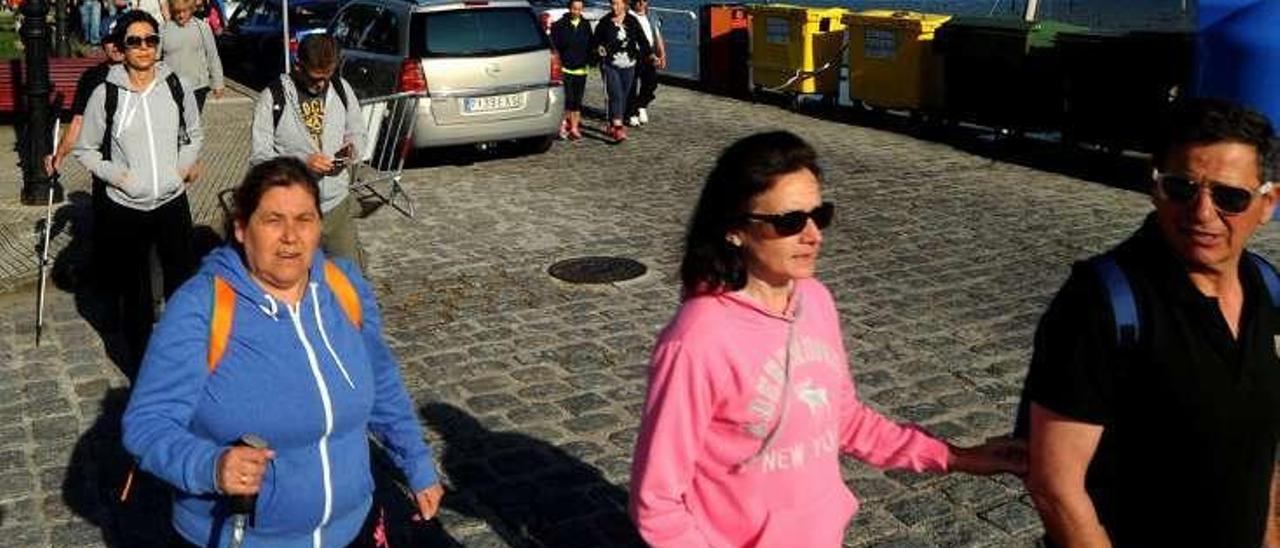 Participantes en la ruta celebrada en Vilagarcía. // Iñaki Abella