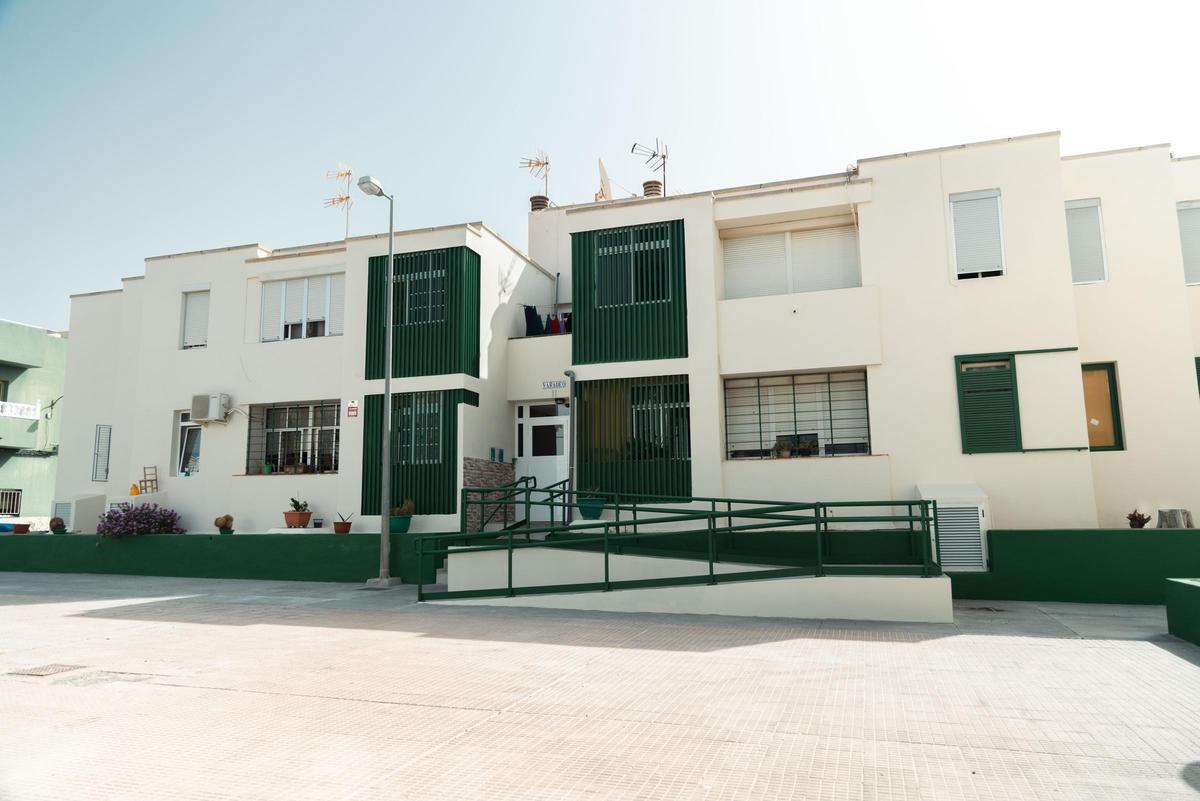 Imagen de las viviendas rehabilitadas de Castillo del Romeral.