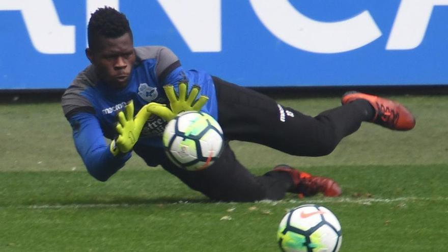 Francis durante un entrenamiento del Deportivo.