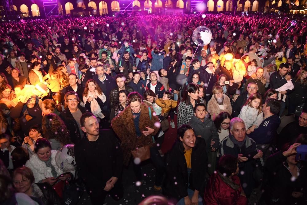 Navidad en A Coruña | Encendido del alumbrado navideño en María Pita