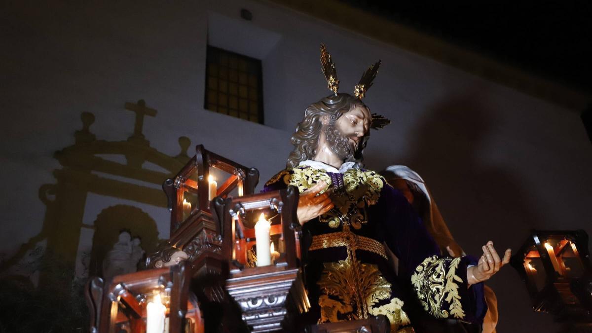 La Salud de Puerta Nueva inicia la pasión en Córdoba