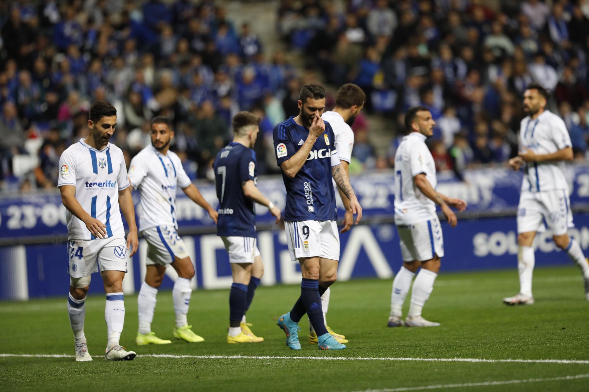 EN IMÁGENES: Así fue el encuentro entre el Real Oviedo y el Tenerife