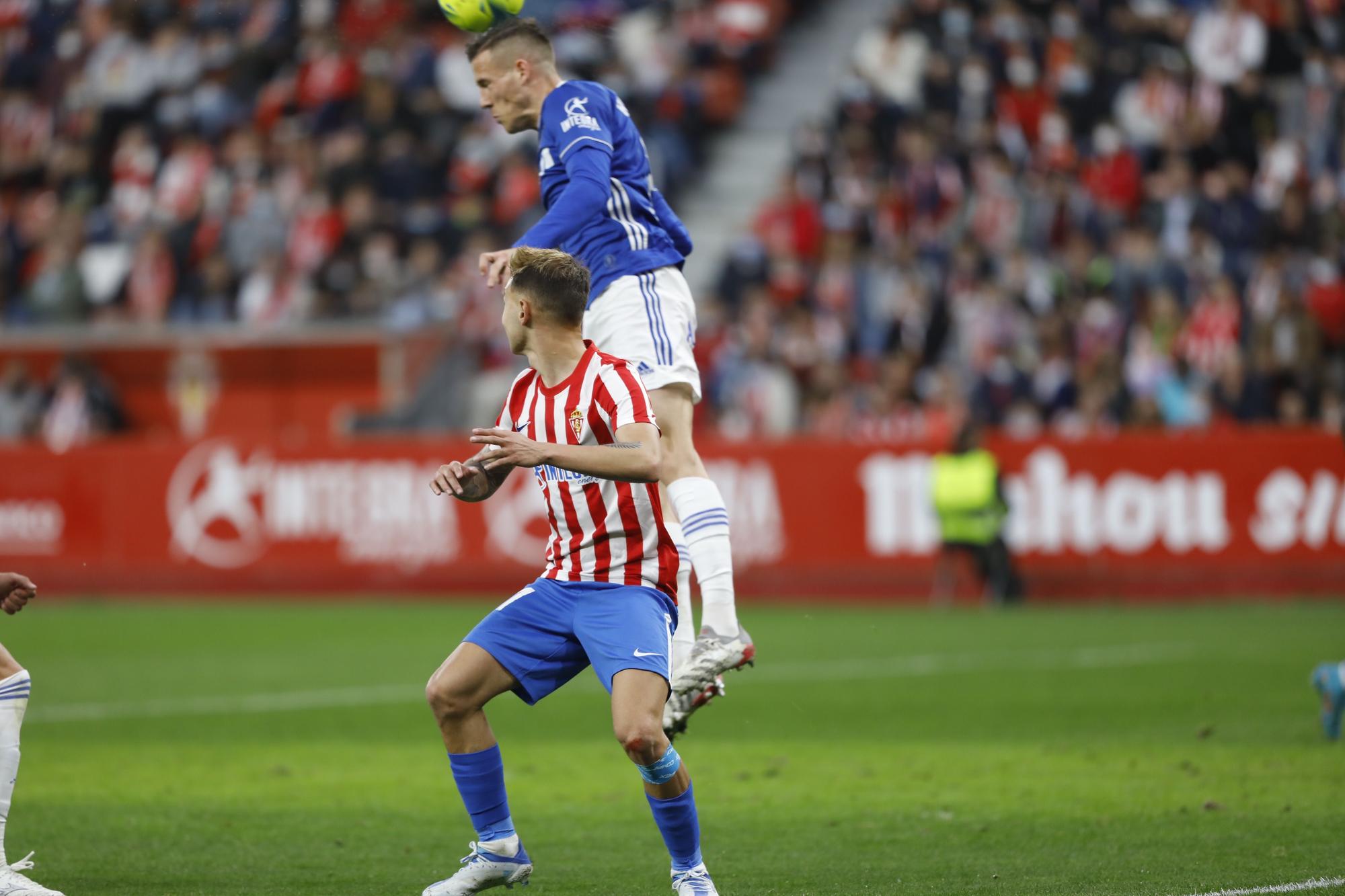 EN IMÁGENES: Así fue el derbi asturiano en El Molinón