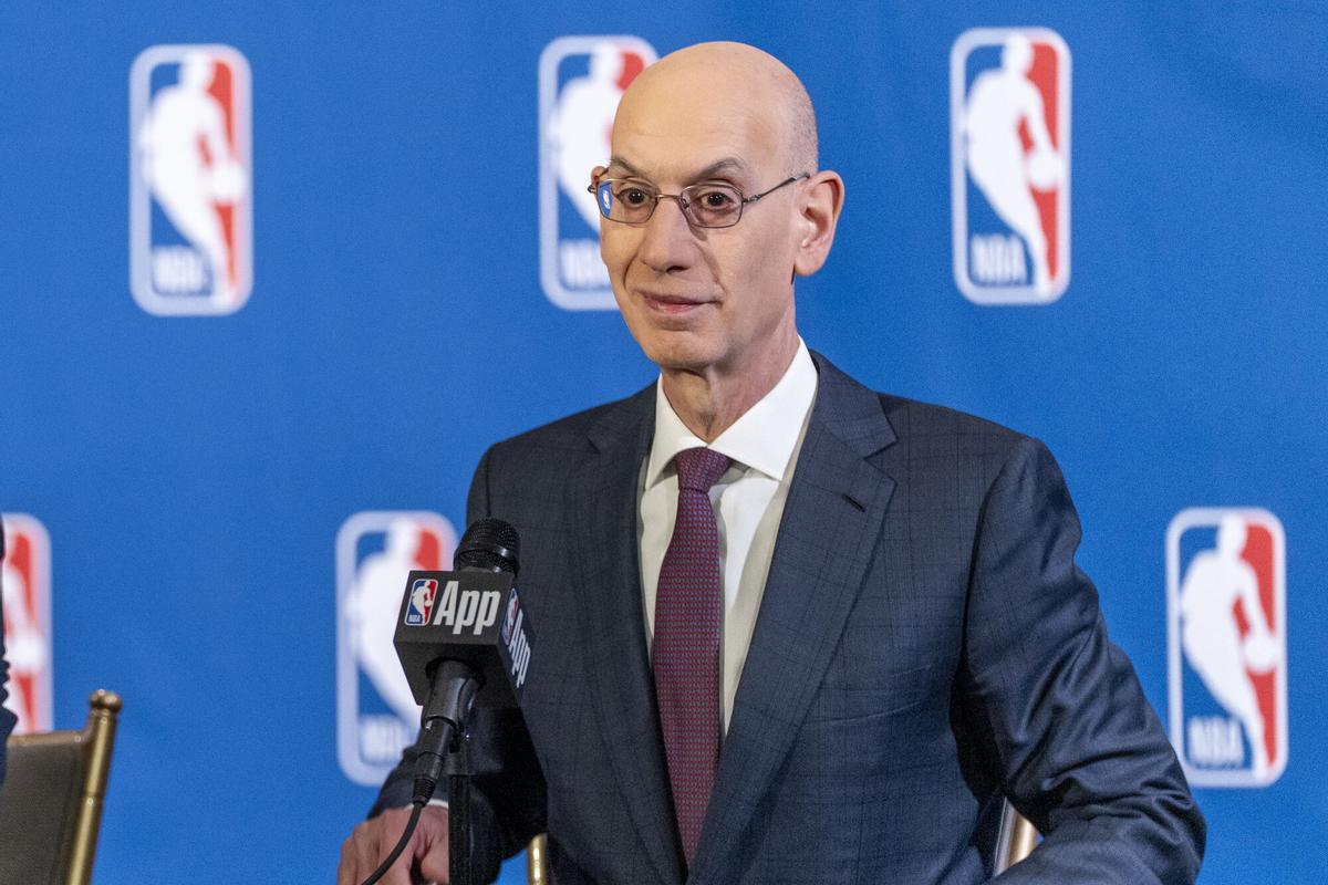 El comisionado de la NBA, Adam Silver, durante una rueda de prensa.