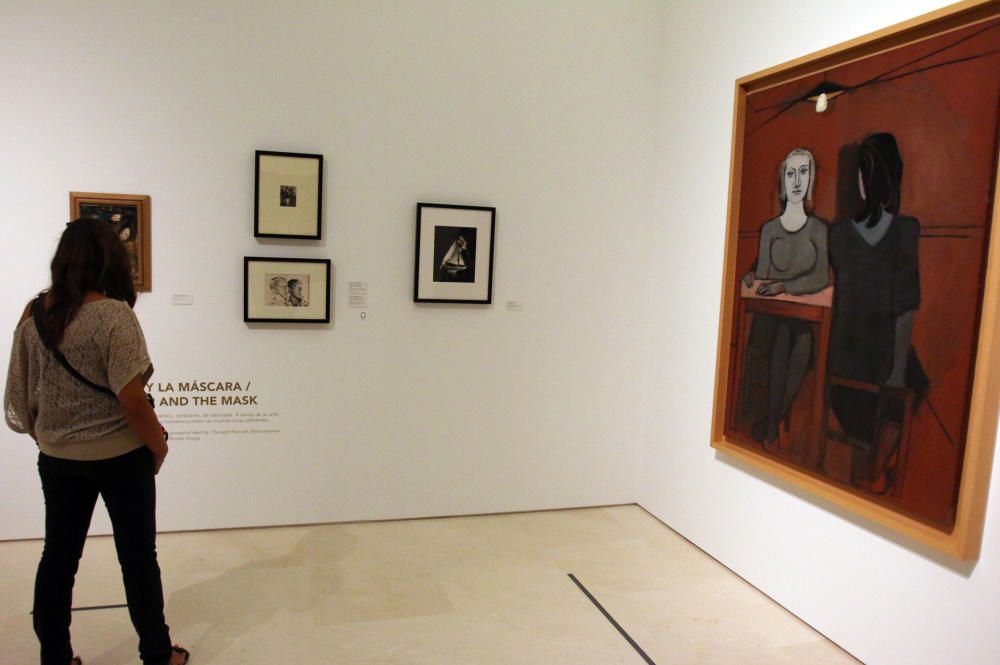 El Museo Picasso Málaga acoge la muestra temporal 'Somos plenamente libres. Las mujeres artistas y el surrealismo'. Podrá visitarse hasta finales de enero de 2018.