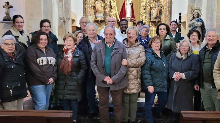 Los vecinos, en el templo, el pasado lunes