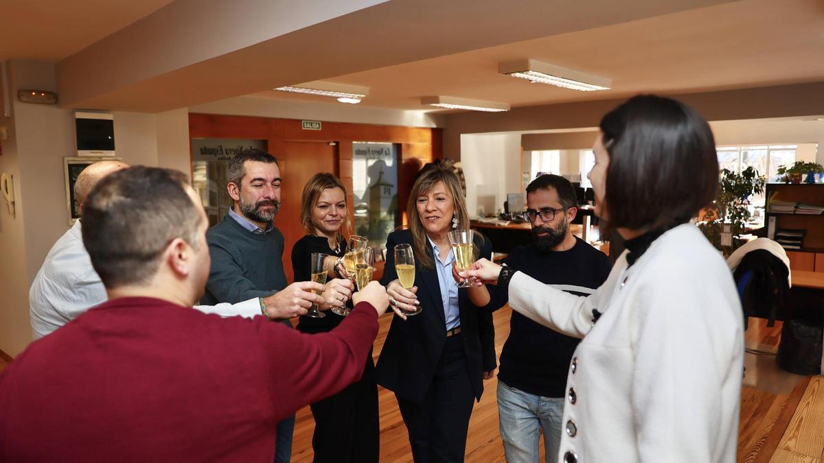 EN IMÁGENES: El brindis navideño de los portavoces municipales de Avilés en LA NUEVA ESPAÑA