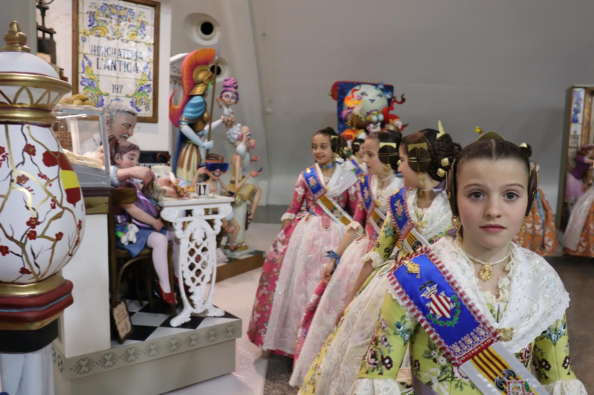 La "passejà" de la corte en la Exposición del Ninot