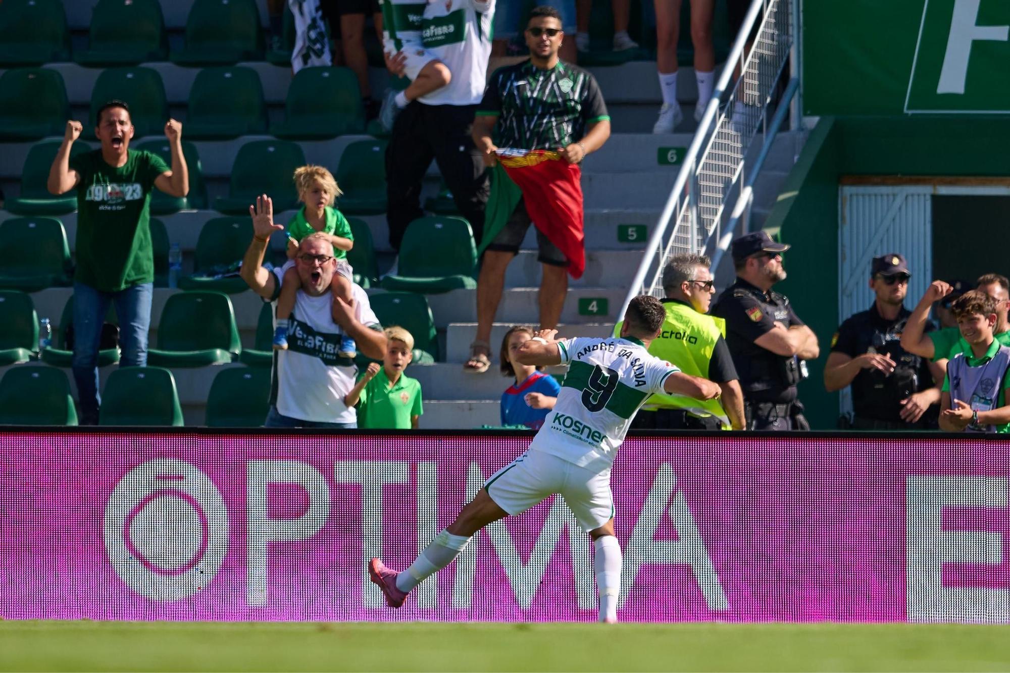Las imágenes del Elche-Celta