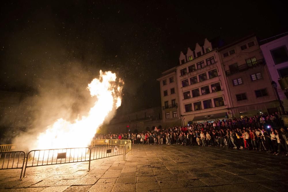 Foguera de San Xuan en Oviedo