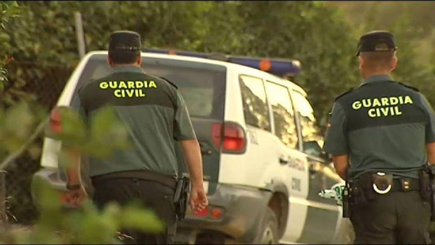 La Guardia Civil investiga la muerte de un holandés, su esposa y su suegra