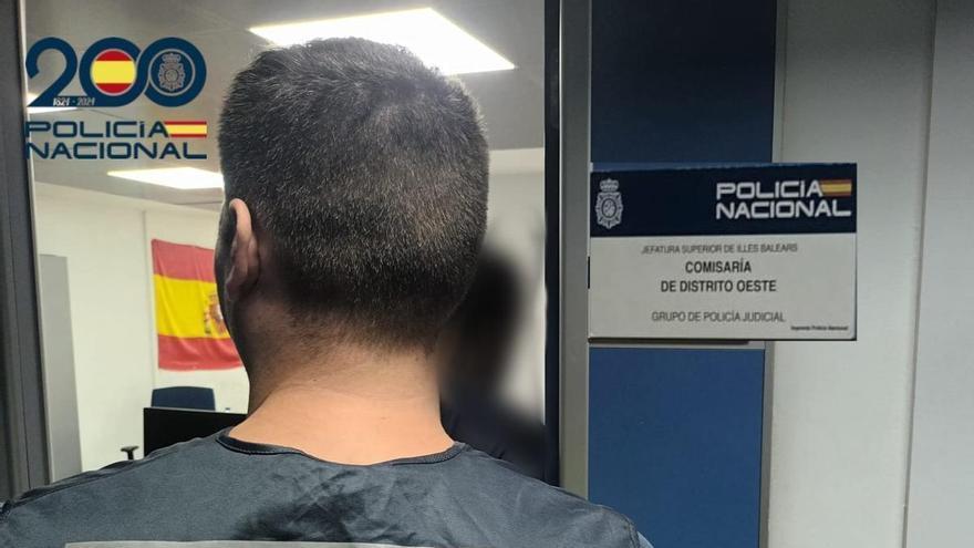 Detienen a un ladrón por 40 robos dentro de vehículos en Palma en apenas tres días