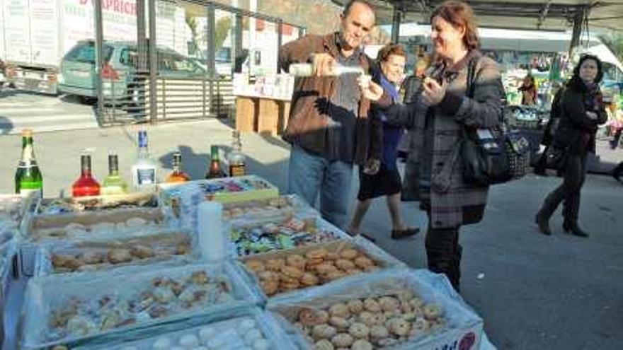 Vendedores de mercados endulzan Orihuela, Callosa y Almoradí
