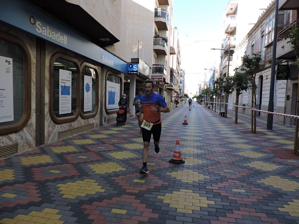 Estos todas las imágenes de la Media Maratón de Águilas