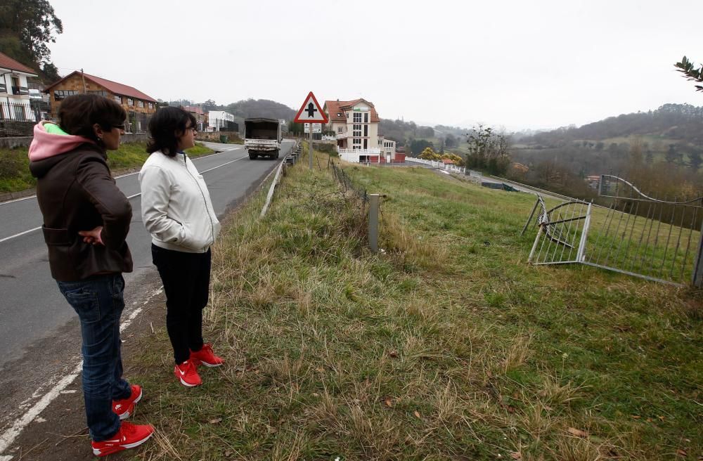 Lugar del accidente que le costó la vida a un motorista en Santa Marina de Piedramuelle