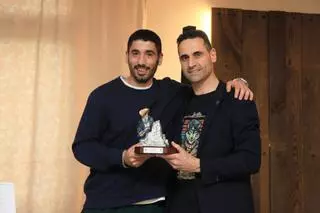 La Peñona Mattuso-Sevares celebra su XVIII aniversario con homenaje a Cote e Iñaki Tejada