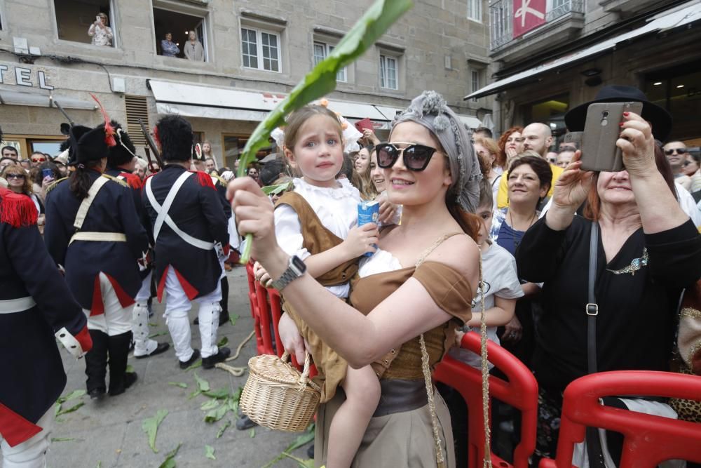 La representación de la expulsión de las tropas invasoras francesas congrega en el casco histórico a miles de personas para disfrutar del broche de oro a un fin de semana de fiesta.