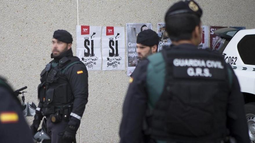 La Guardia Civil entra en el Palau de la Generalitat y varias consejerías