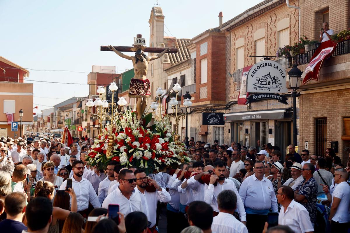 Homenaje al Cristo de la Salud en el 50 aniversario de su romería por l'Albufera