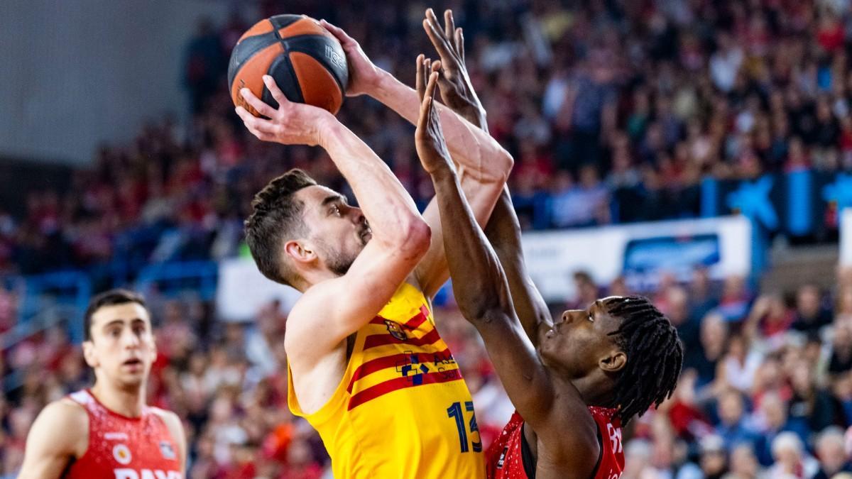 Tomas Satoransky, en una acción ante Brancou Badio