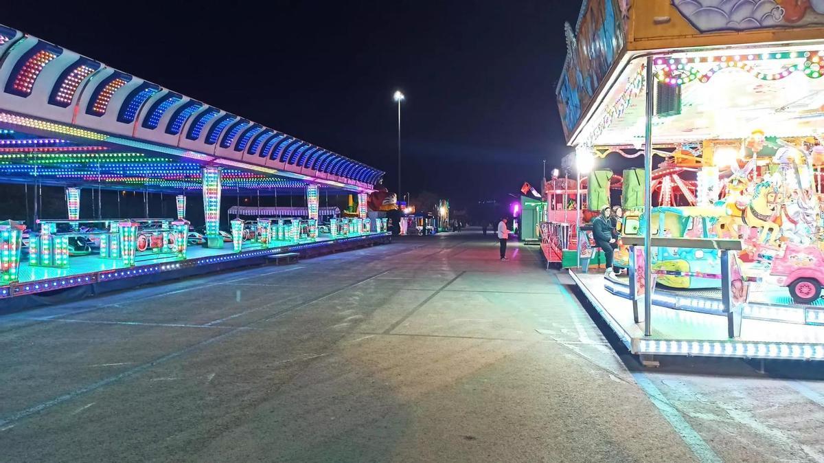 Ubicación actual de la feria de atracciones en el recinto de mercados del parque Antonio Soria de Torrevieja