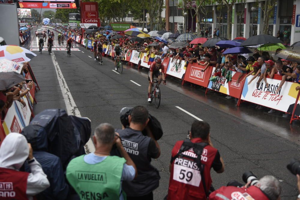 La Vuelta creua el Bages i l'Anoia