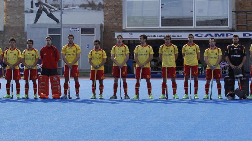 Minuto de silencio de España y Argentina por el jugador aficionado de pádel.