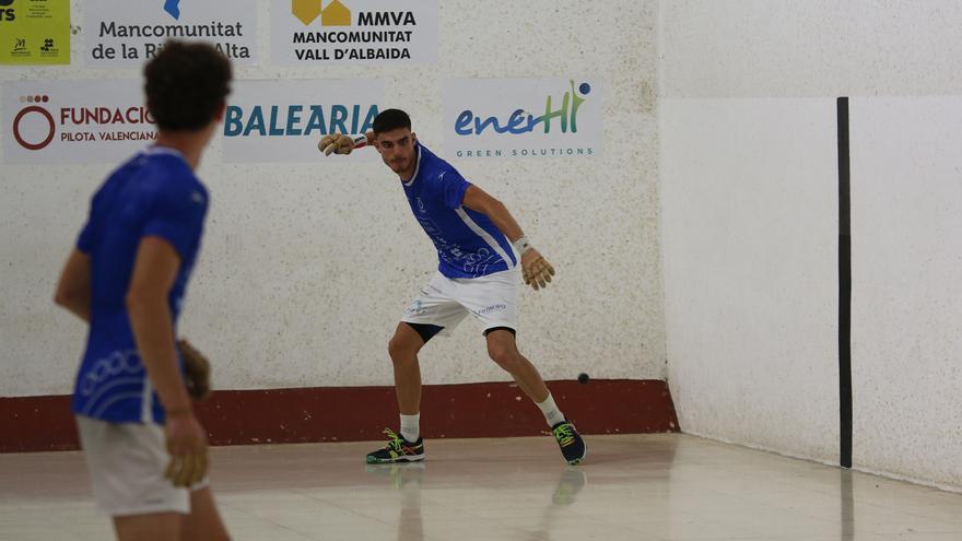 Conclouen dos trofeus i comença un altre