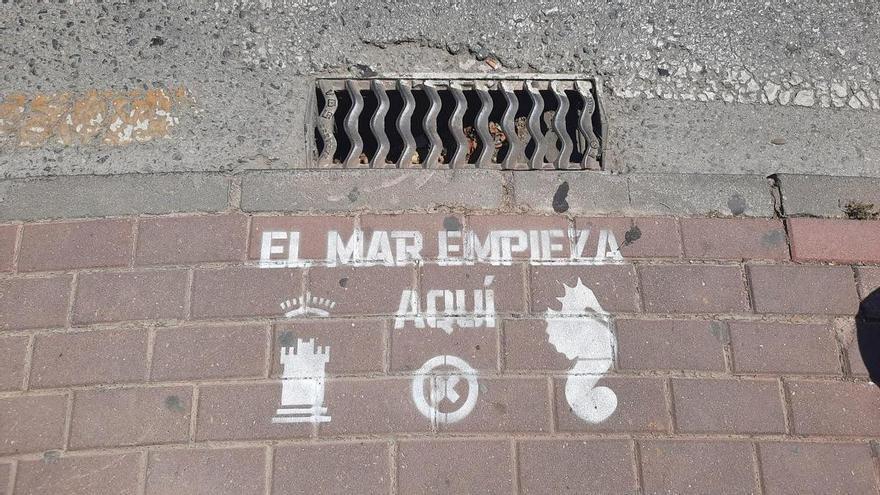  El Mar Empieza Aqu El Misterioso Mensaje En Algunas Alcantarillas 