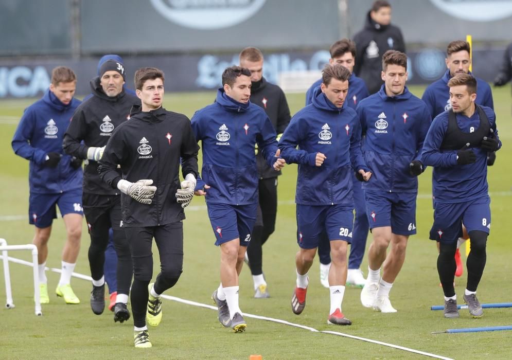 El Celta prepara con intensidad la cita crucial del domingo. // R. Grobas