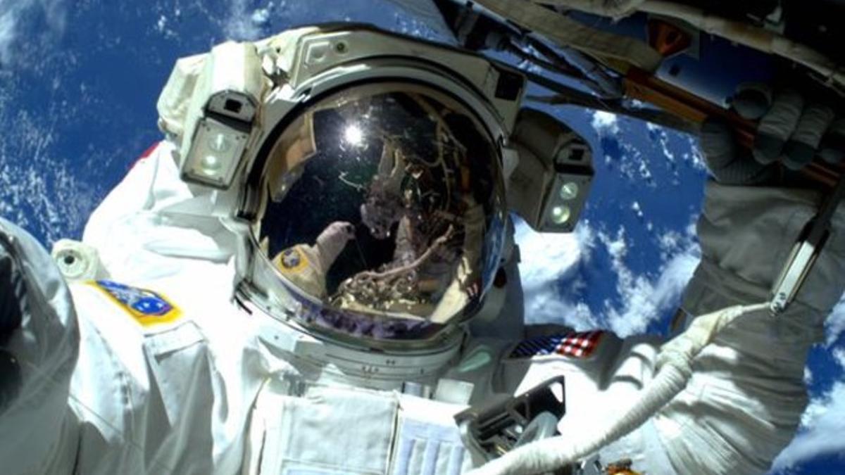 El selfi del astronauta Barry Wilmore de la NASA