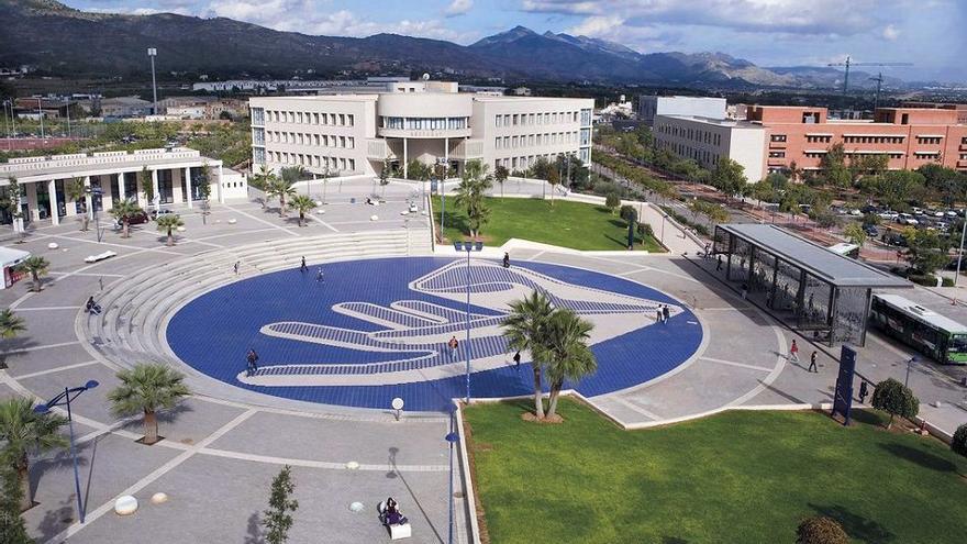 Profesores de la Universidad de Castellón piden no politizar claustros