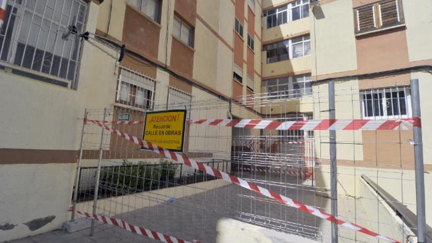 Uno de los edificios intervenidos en Princesa Yballa el pasado mes de marzo.