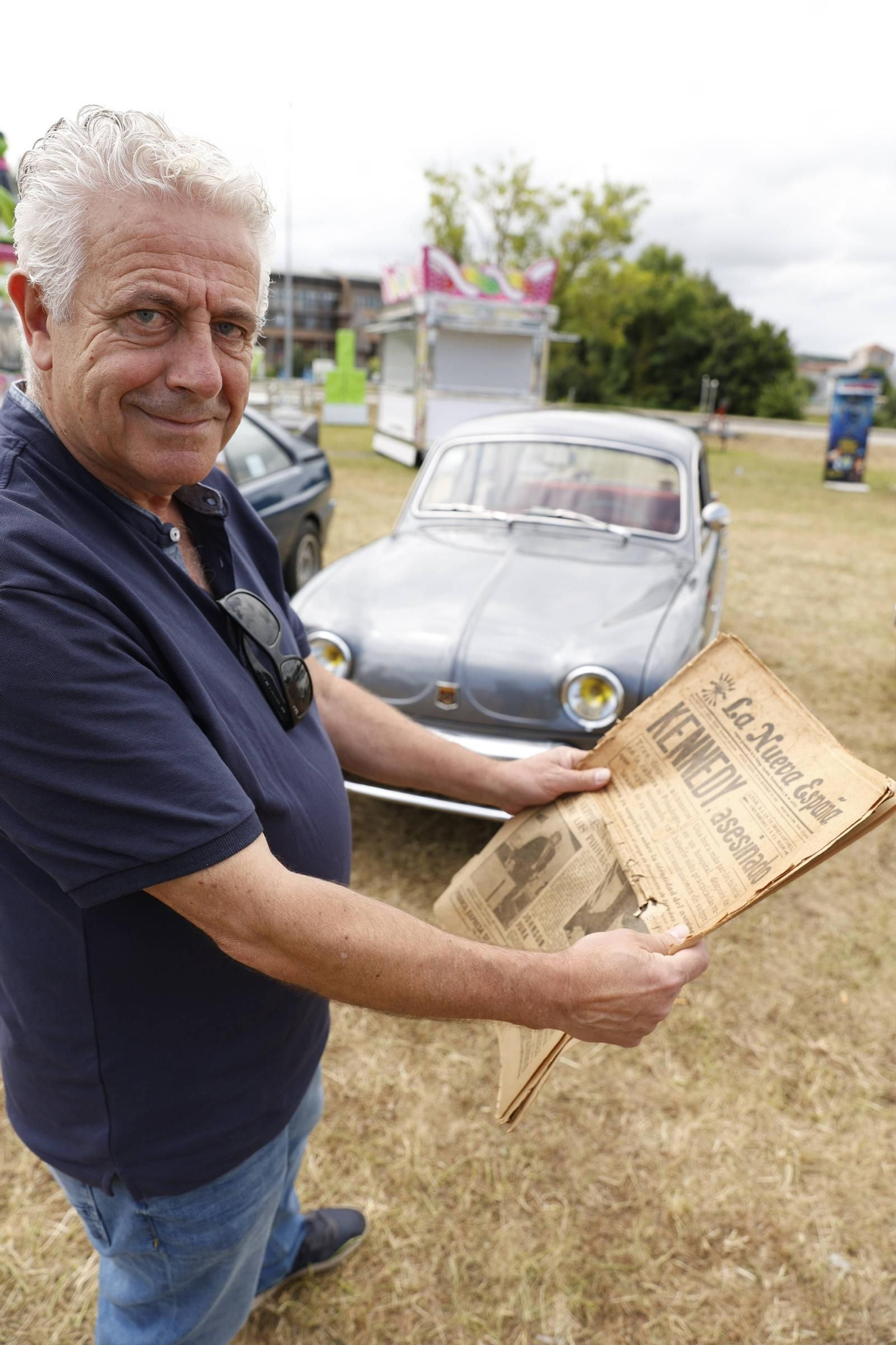 La exposición de coches clásicos en Cabueñes, en imágenes