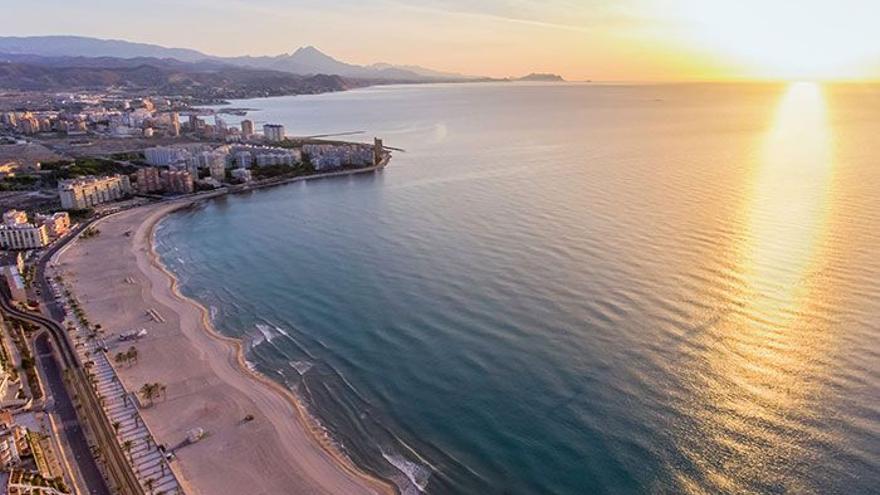 El Campello revalida sus cuatro banderas azules