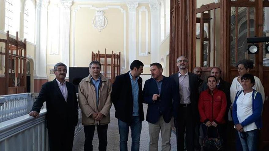 La estación recupera las paredes y adornos del gran vestíbulo central