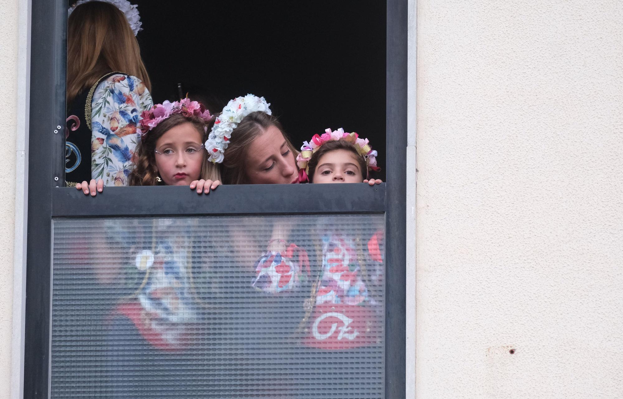 ¡Elda ya está en fiestas! Así ha sido la Entrada de bandas y el pasodoble "Idella"