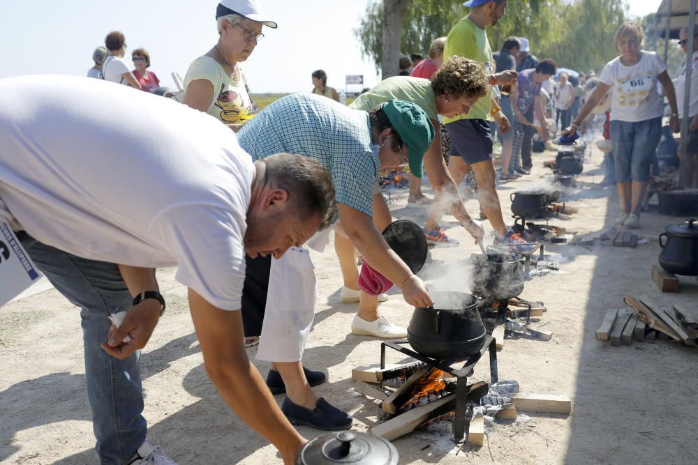 Concurso de 'all i pebre' en Catarroja