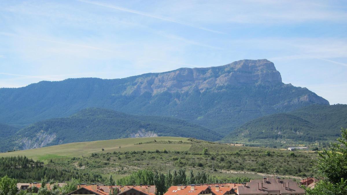 Matemáticos de ambos lados del Pirineo protagonizan en Jaca una de las reuniones científicas más antiguas de España