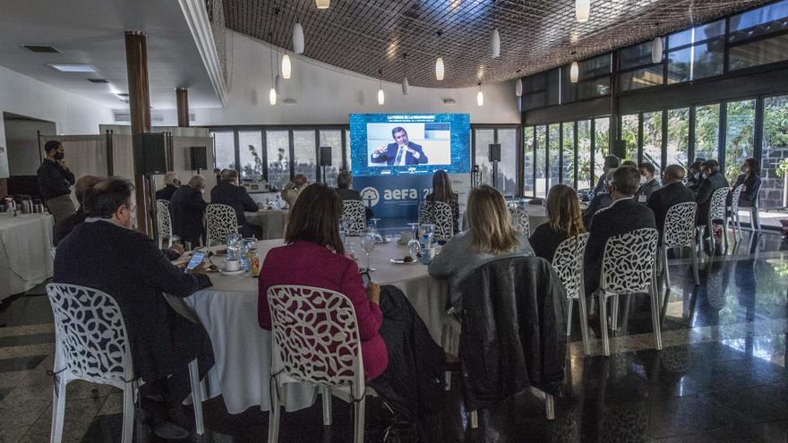 Asistencia virtual de los representantes alicantinos al Congreso de la Empresa Familiar