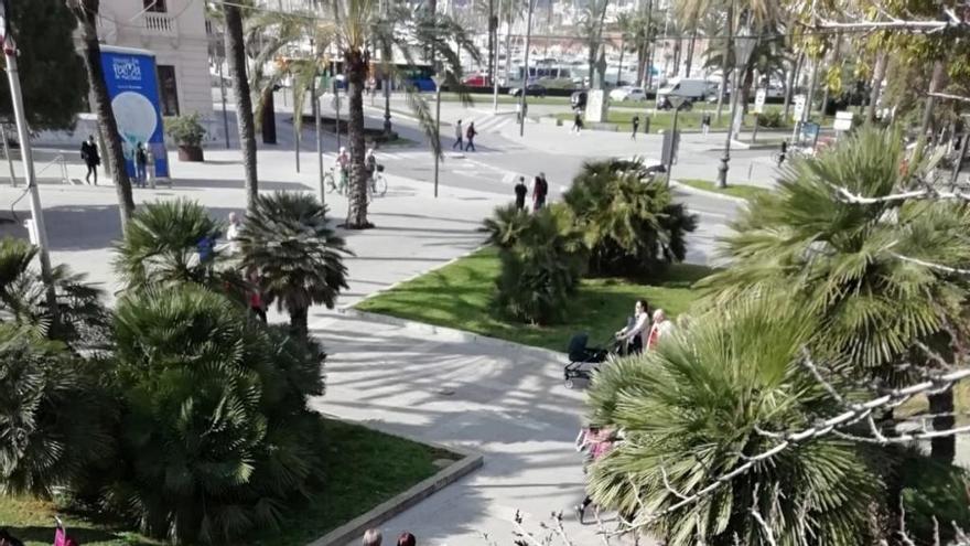 Vendedores ambulantes en el centro de Palma.