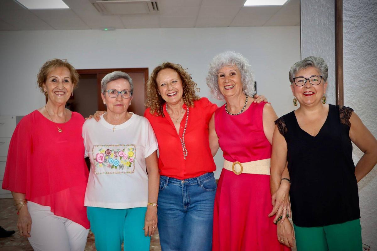 El baile vuelve al CEA de Torrent y llena de vida la tarde del sábado
