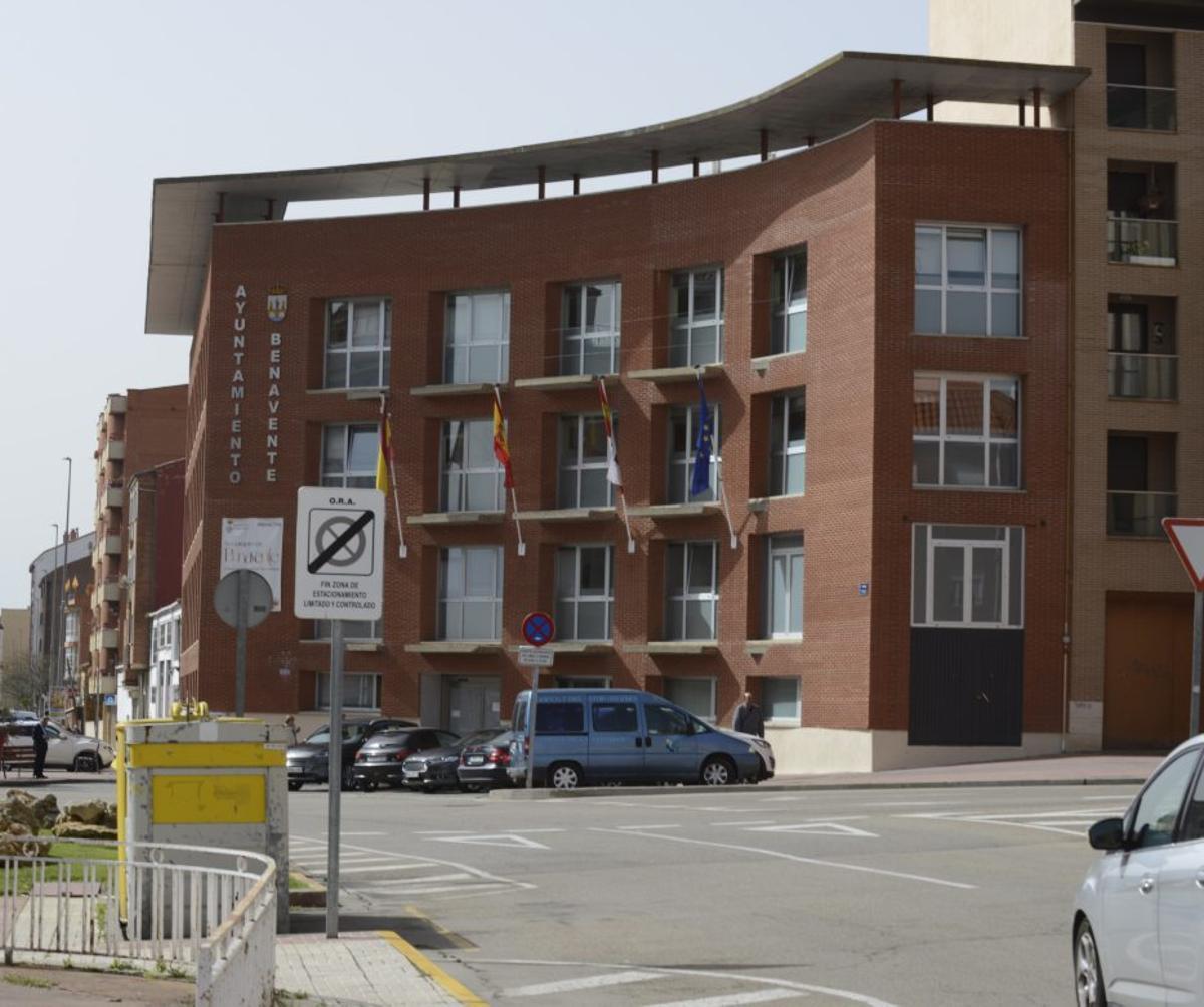 El Comité de Salud y Seguridad se reunión ayer en la sede administrativa municipal en El Ferial.